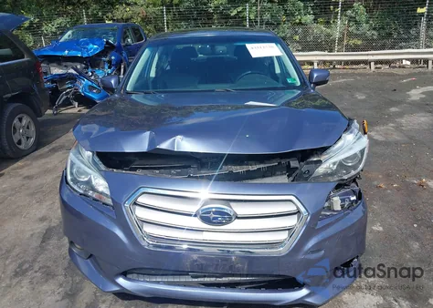 2015 Subaru Legacy 2.5I Limited z USA, uszkodzony, nr VIN 4S3BNAL64F3012224